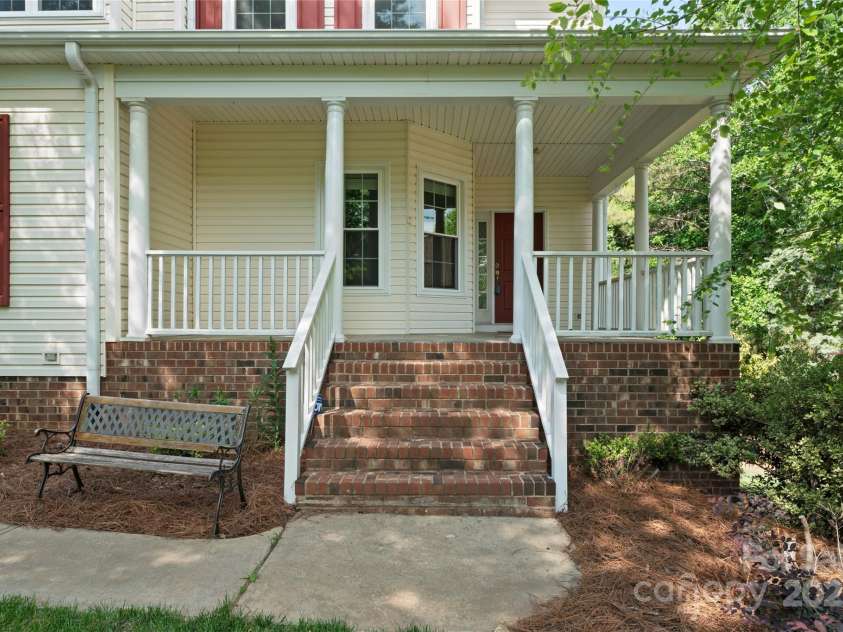 5022 Saybrook Drive, Harrisburg, NC 28075.  MLS# CAR4253344, YatesRealty ID 9806. 