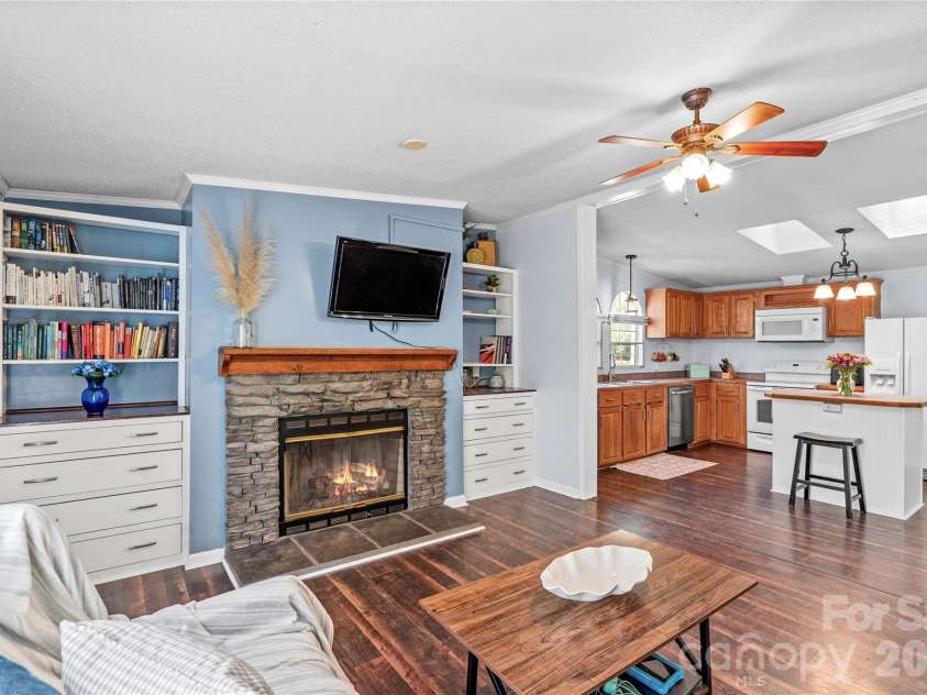 103 Keyside Lane, Mooresville, NC 28115.  MLS# CAR4367532, YatesRealty ID 9808. 