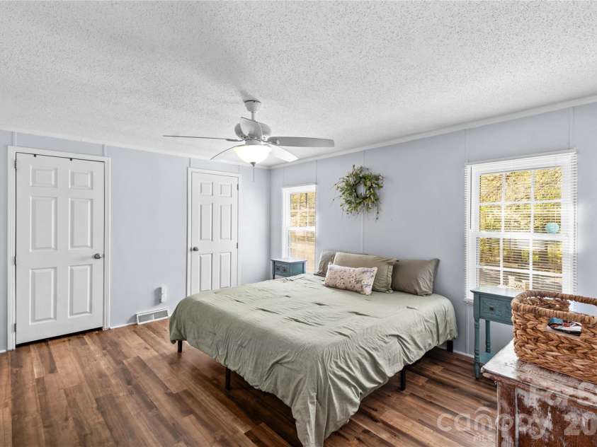 103 Keyside Lane, Mooresville, NC 28115.  MLS# CAR4367532, YatesRealty ID 9808. 