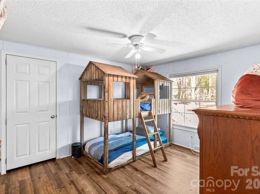 103 Keyside Lane, Mooresville, NC 28115.  MLS# CAR4367532, YatesRealty ID 9808. 