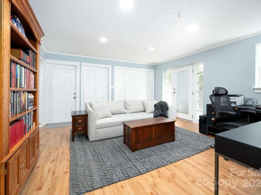 36 Brookcliff Drive, Asheville, NC 28804.  MLS# CAR4235948, YatesRealty ID 9808. Recently Finished Basement Incudes a Second Living Room (also a fourth bedroom)