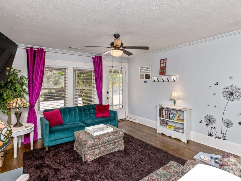 13 Norton Drive, Asheville, NC 28804.  MLS# CAR4309428, YatesRealty ID 9809. 