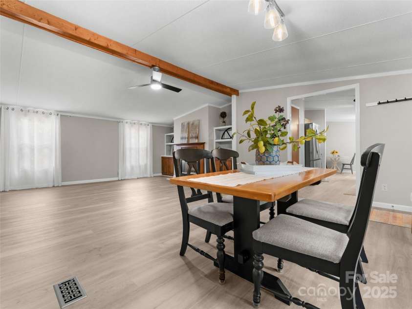 25 Overbrook Drive, Saluda, NC 28773.  MLS# CAR4306681, YatesRealty ID 981. 