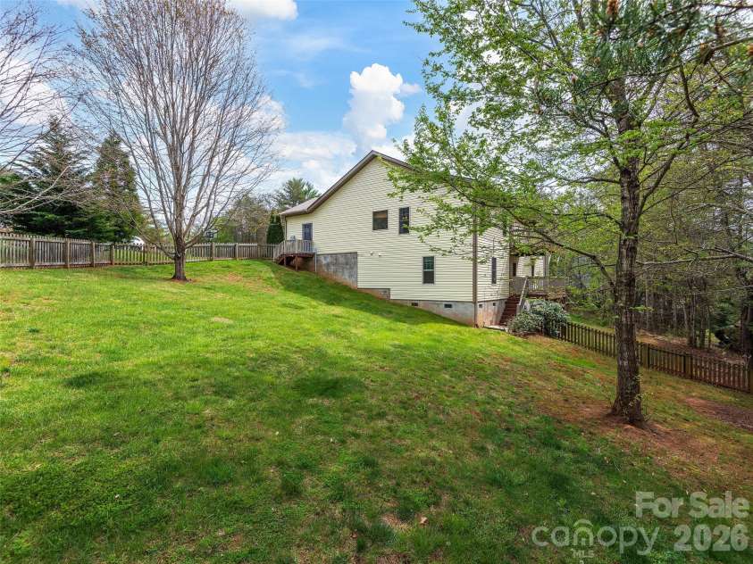 26 Lancaster Lane, Weaverville, NC 28787.  MLS# CAR4367882, YatesRealty ID 9810. 