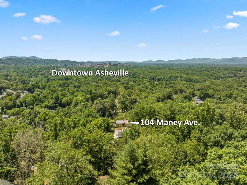 104 Maney Avenue, Asheville, NC 28804.  MLS# CAR4155681, YatesRealty ID 9812. 