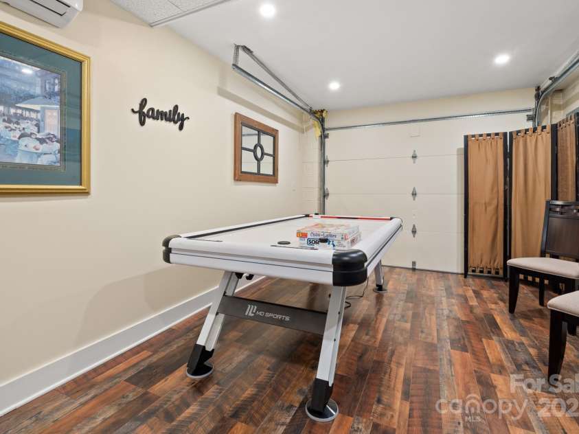 104 Maney Avenue, Asheville, NC 28804.  MLS# CAR4155681, YatesRealty ID 9812. 