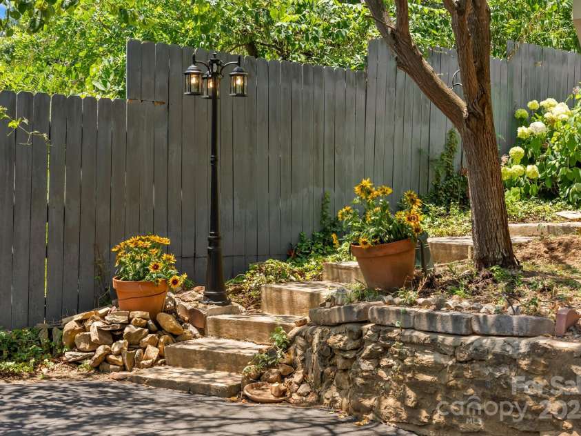 104 Maney Avenue, Asheville, NC 28804.  MLS# CAR4155681, YatesRealty ID 9812. 