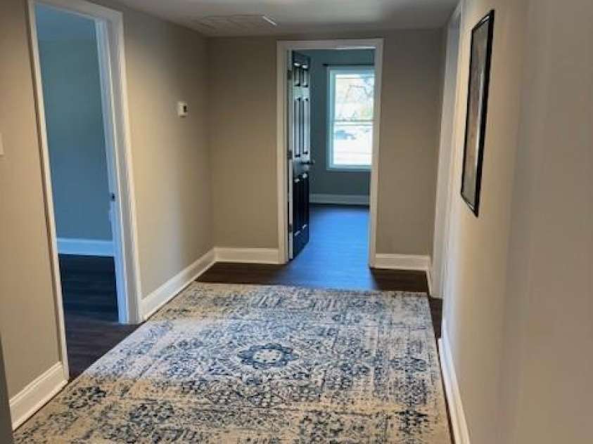 806 4th Street Drive, Hickory, NC 28601.  MLS# CAR4367995, YatesRealty ID 9813. 