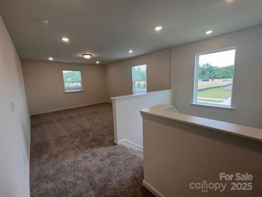 12131 Plummer Court, Midland, NC 28107.  MLS# CAR4216972, YatesRealty ID 9814. Loft Area