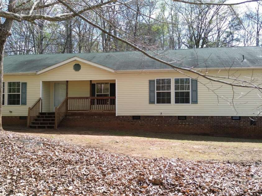 3441 Laboratory Road, Lincolnton, NC 28092.  MLS# CAR4363352, YatesRealty ID 9817. 