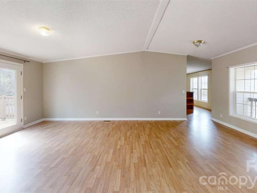 3441 Laboratory Road, Lincolnton, NC 28092.  MLS# CAR4363352, YatesRealty ID 9817. 