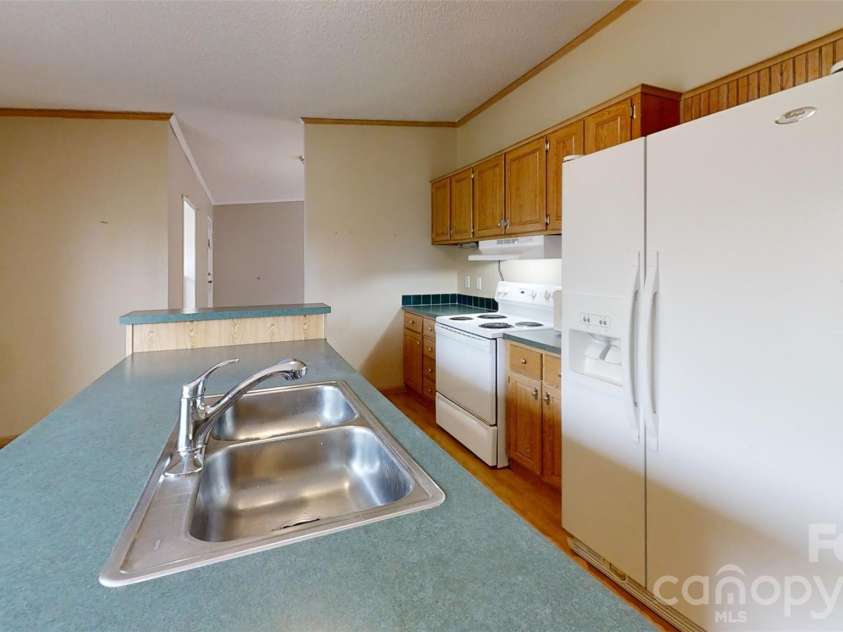 3441 Laboratory Road, Lincolnton, NC 28092.  MLS# CAR4363352, YatesRealty ID 9817. 
