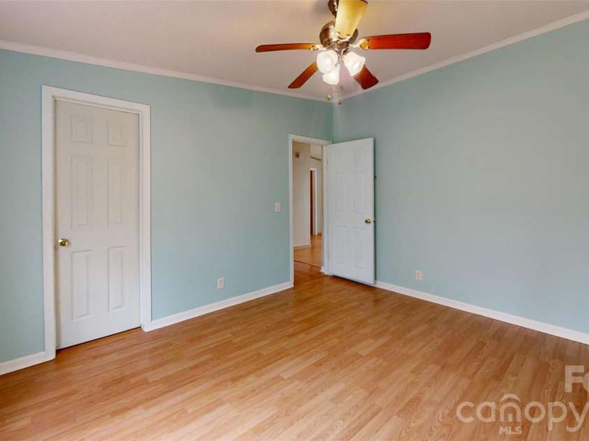 3441 Laboratory Road, Lincolnton, NC 28092.  MLS# CAR4363352, YatesRealty ID 9817. 