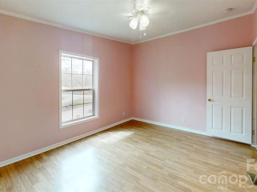 3441 Laboratory Road, Lincolnton, NC 28092.  MLS# CAR4363352, YatesRealty ID 9817. 