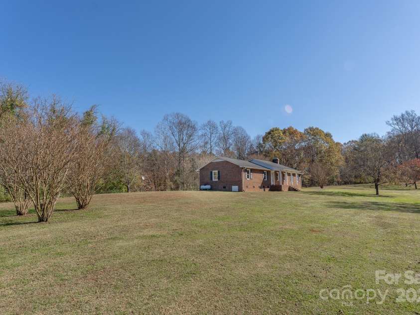 504 Crawley Gin Road, Shelby, NC 28150.  MLS# CAR4199877, YatesRealty ID 9817. 