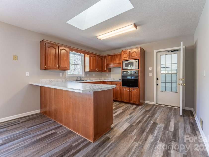 504 Crawley Gin Road, Shelby, NC 28150.  MLS# CAR4199877, YatesRealty ID 9817. 