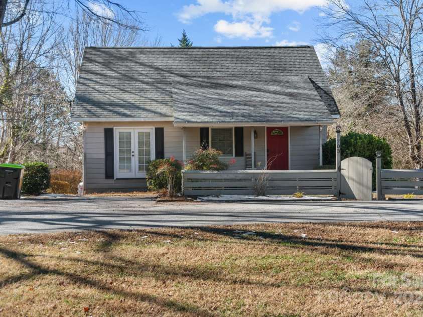 705 Hooper Creek Road, Tryon, NC 28782.  MLS# CAR4214441, YatesRealty ID 9818. 