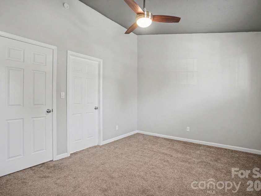 8221 Circle Tree Lane, Charlotte, NC 28277.  MLS# CAR4344771, YatesRealty ID 9820. 