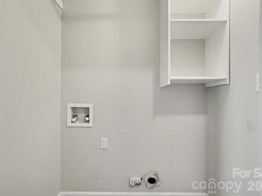 8221 Circle Tree Lane, Charlotte, NC 28277.  MLS# CAR4344771, YatesRealty ID 9820. 