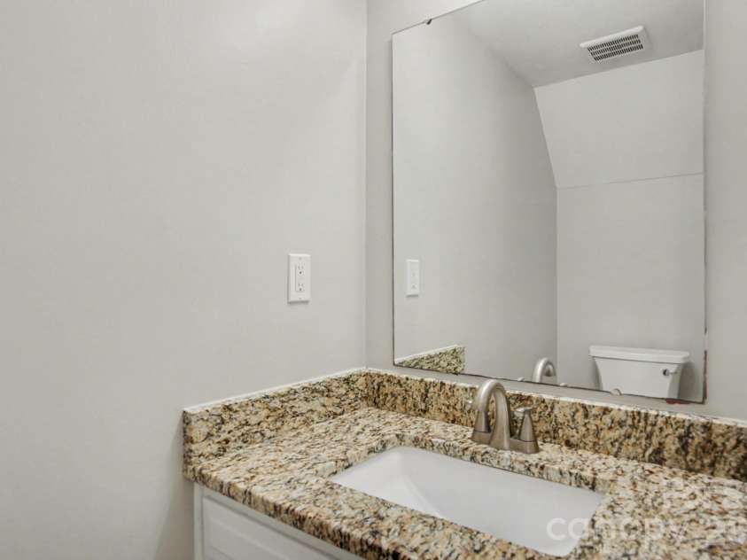 8221 Circle Tree Lane, Charlotte, NC 28277.  MLS# CAR4344771, YatesRealty ID 9820. 