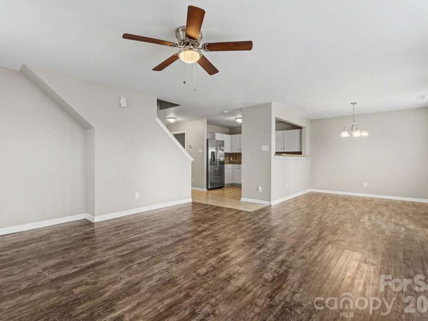 4226 Quinn Drive, Charlotte, NC 28269.  MLS# CAR4351167, YatesRealty ID 9821. 