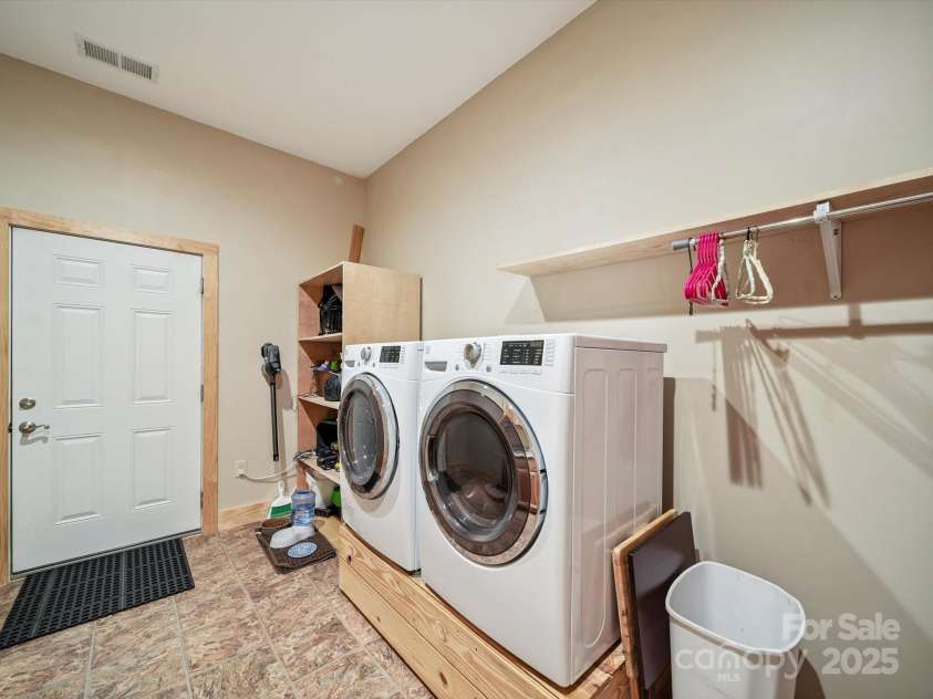 158 Pioneer Drive, Mount Gilead, NC 27306.  MLS# CAR4282197, YatesRealty ID 9825. 