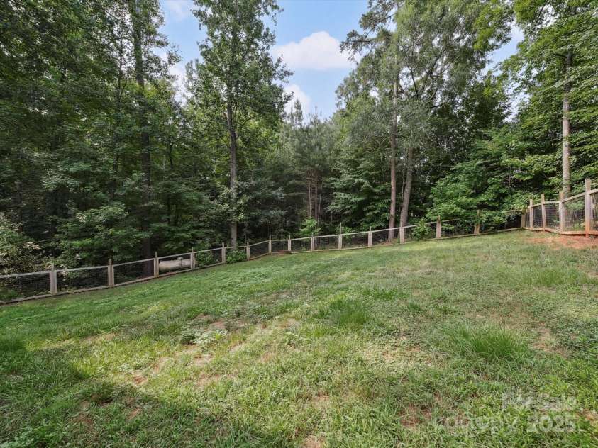 158 Pioneer Drive, Mount Gilead, NC 27306.  MLS# CAR4282197, YatesRealty ID 9825. 