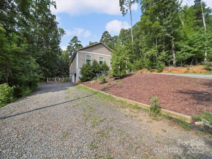 158 Pioneer Drive, Mount Gilead, NC 27306.  MLS# CAR4282197, YatesRealty ID 9825. 
