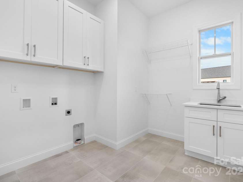 4227 Holly Circle, Conover, NC 28613.  MLS# CAR4233197, YatesRealty ID 9825. 