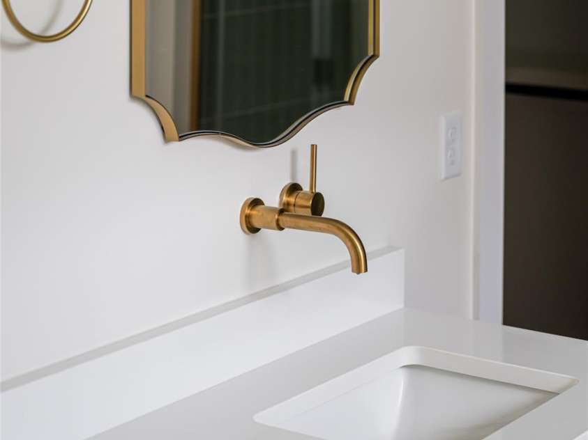 251 Bee Tree Road, Swannanoa, NC 28778.  MLS# CAR4238018, YatesRealty ID 9826. Primary bathroom