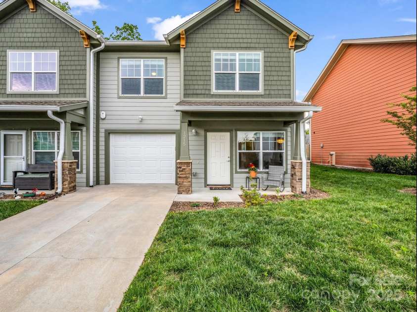 1215 Pauline Trail Drive, Arden, NC 28704.  MLS# CAR4253882, YatesRealty ID 9827. 