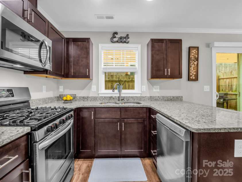 1215 Pauline Trail Drive, Arden, NC 28704.  MLS# CAR4253882, YatesRealty ID 9827. 