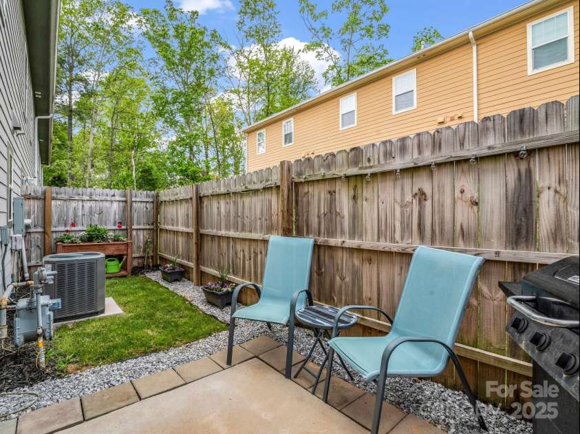 1215 Pauline Trail Drive, Arden, NC 28704.  MLS# CAR4253882, YatesRealty ID 9827. 