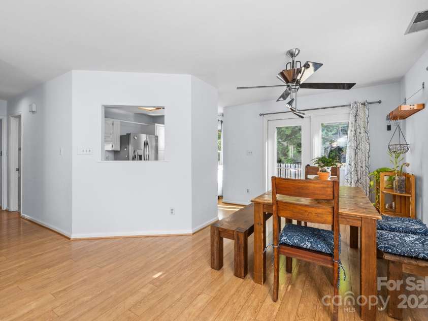 13914 Loch Loyal Drive, Charlotte, NC 28273.  MLS# CAR4251863, YatesRealty ID 9828. 