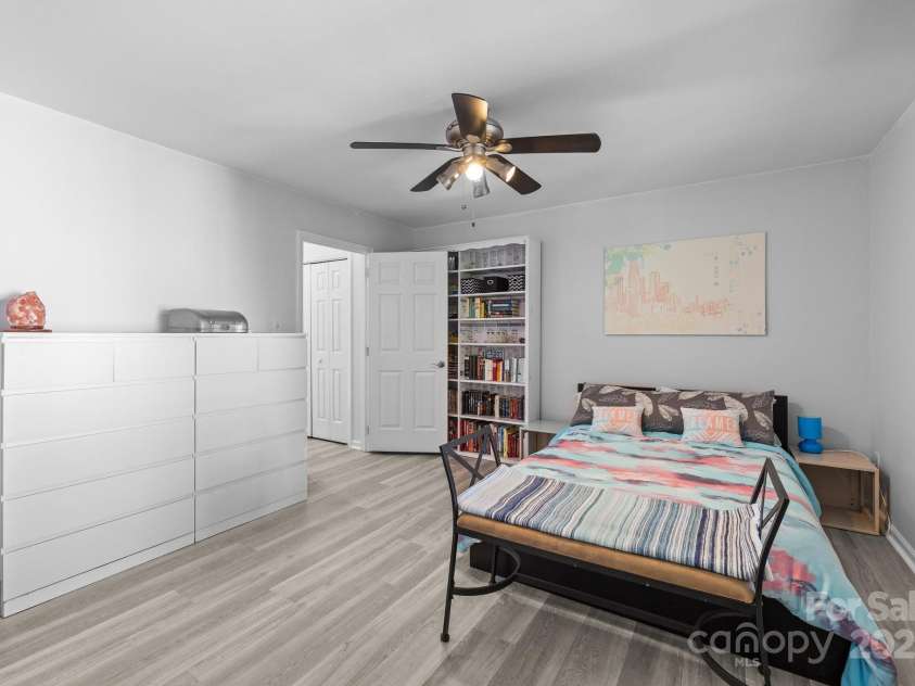 13914 Loch Loyal Drive, Charlotte, NC 28273.  MLS# CAR4251863, YatesRealty ID 9828. 