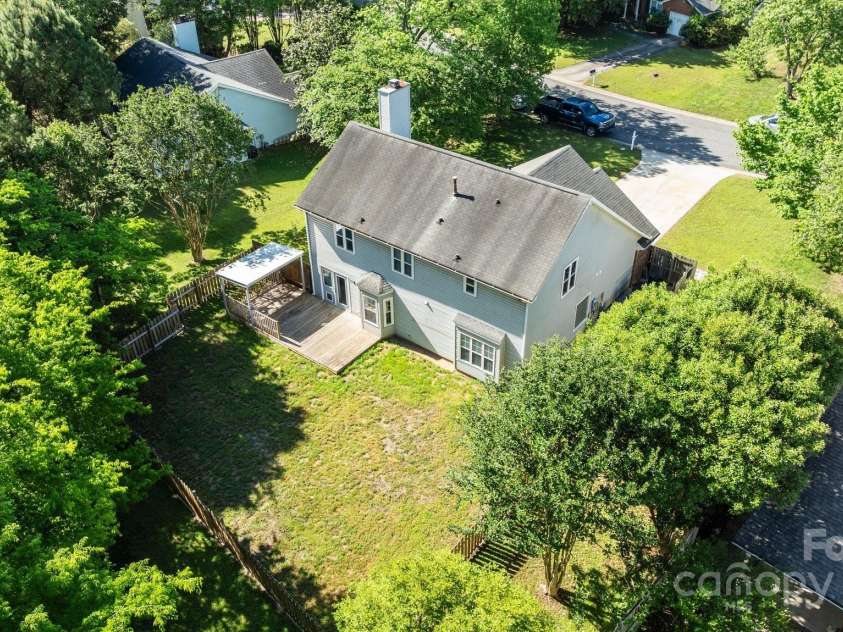 13914 Loch Loyal Drive, Charlotte, NC 28273.  MLS# CAR4251863, YatesRealty ID 9828. 