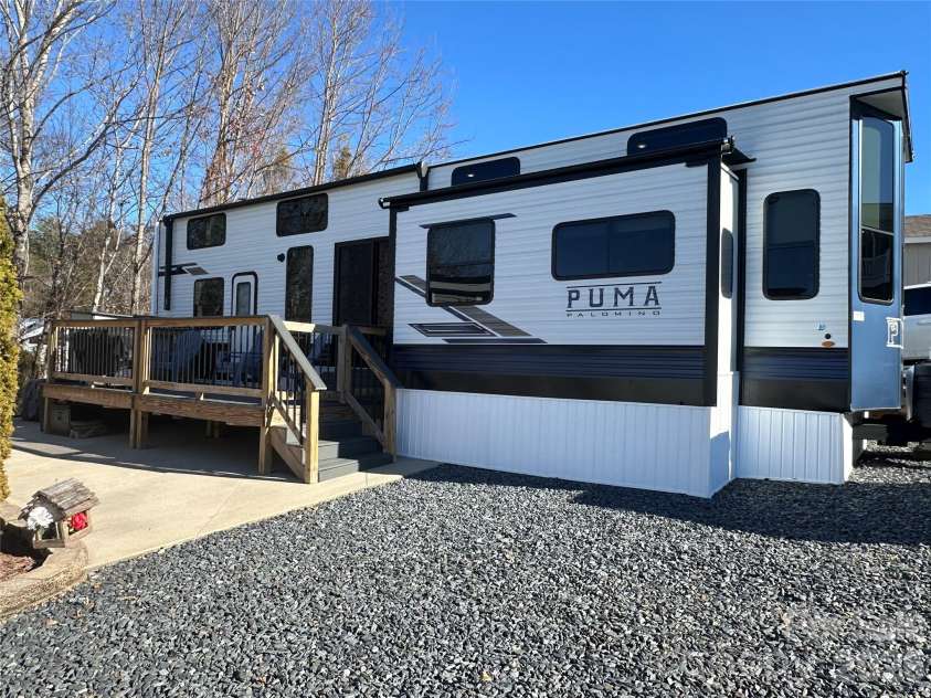 106 Eagle Drive, New London, NC 28127.  MLS# CAR4335882, YatesRealty ID 983. 