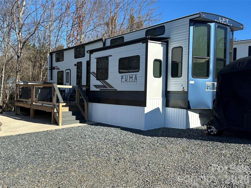 106 Eagle Drive, New London, NC 28127.  MLS# CAR4335882, YatesRealty ID 983. 