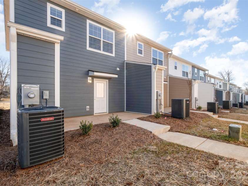 336 E Lincoln Street, Concord, NC 28025.  MLS# CAR4218449, YatesRealty ID 983. Representation Photo