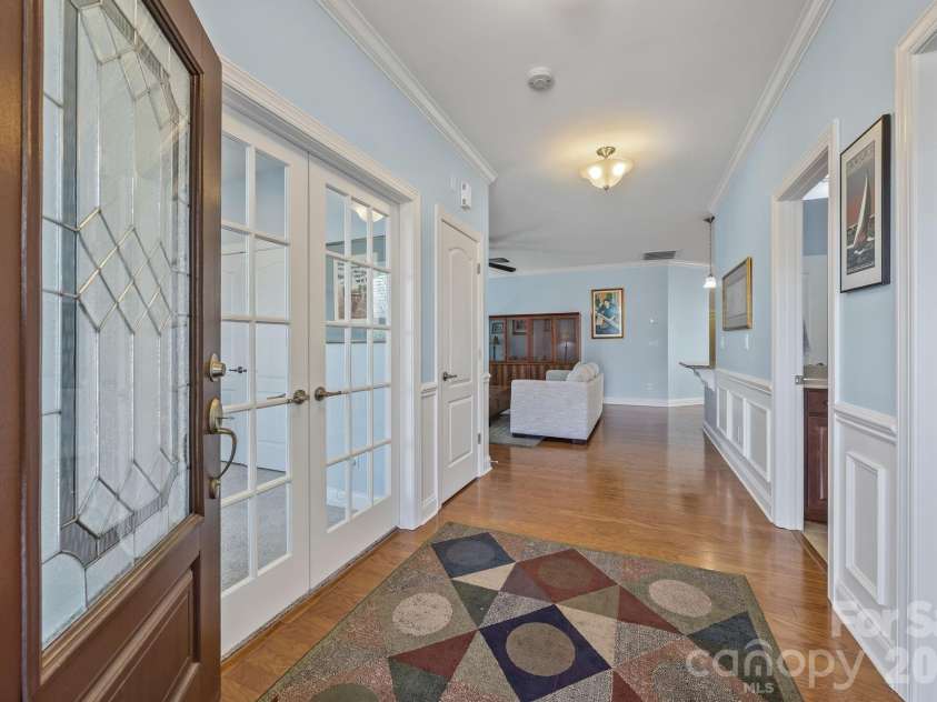 12811 Hazelbrook Lane, Cornelius, NC 28031.  MLS# CAR4360741, YatesRealty ID 9830. 