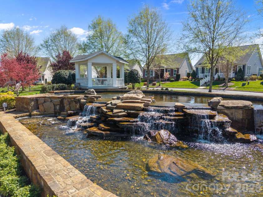 12811 Hazelbrook Lane, Cornelius, NC 28031.  MLS# CAR4360741, YatesRealty ID 9830. 