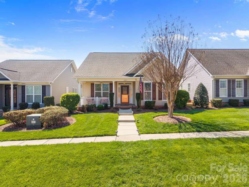 12811 Hazelbrook Lane, Cornelius, NC 28031.  MLS# CAR4360741, YatesRealty ID 9830. 