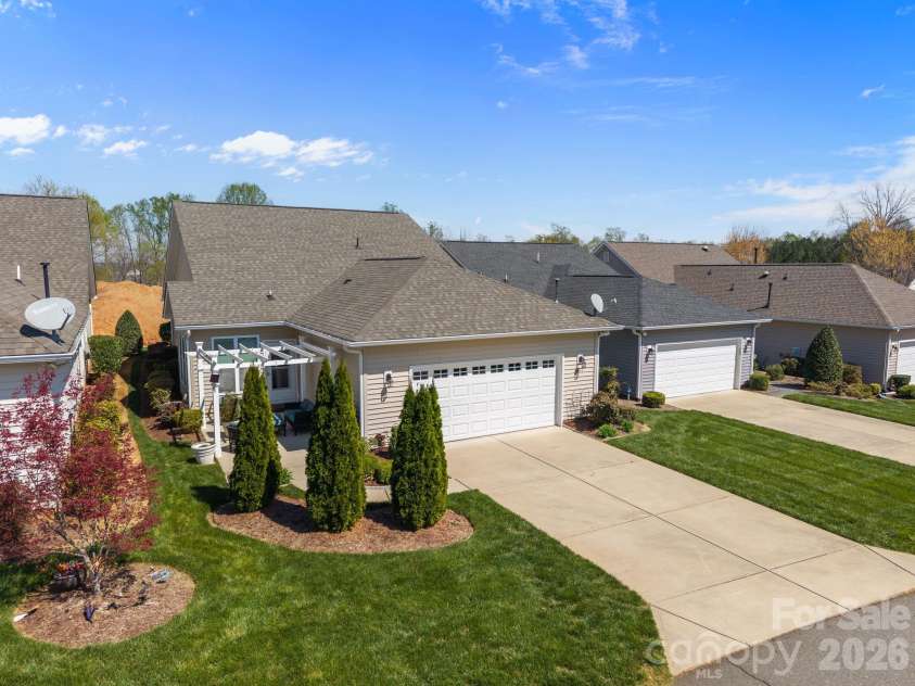 12811 Hazelbrook Lane, Cornelius, NC 28031.  MLS# CAR4360741, YatesRealty ID 9830. Rear Loading 2 car garage