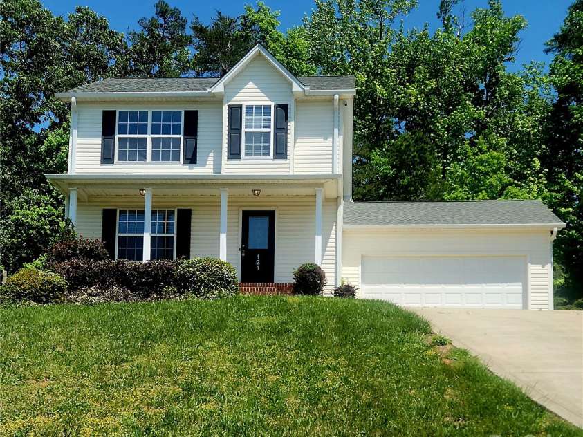 121 Marcella Drive, Kings Mountain, NC 28086.  MLS# CAR4251918, YatesRealty ID 9831. 