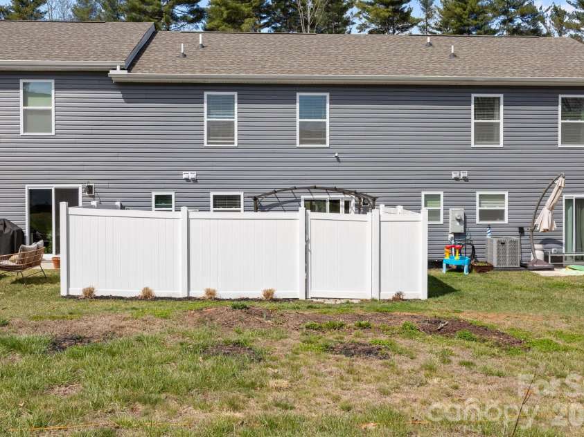 83 Malcolm Court, Candler, NC 28715.  MLS# CAR4362955, YatesRealty ID 9833. 