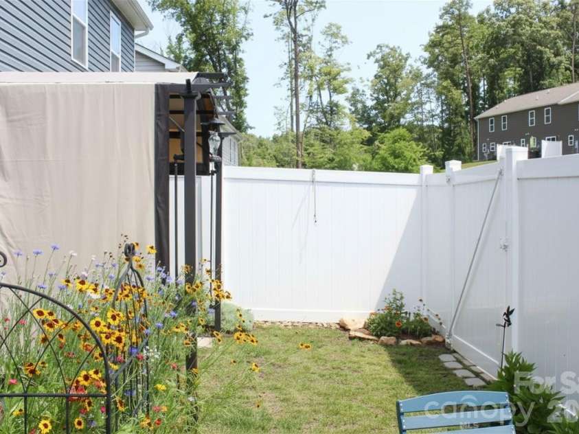 83 Malcolm Court, Candler, NC 28715.  MLS# CAR4362955, YatesRealty ID 9833. 