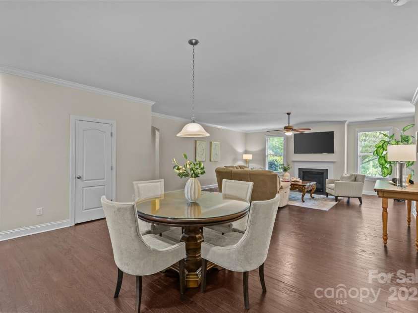 907 Lingfield Lane, Waxhaw, NC 28173.  MLS# CAR4253267, YatesRealty ID 9837. 