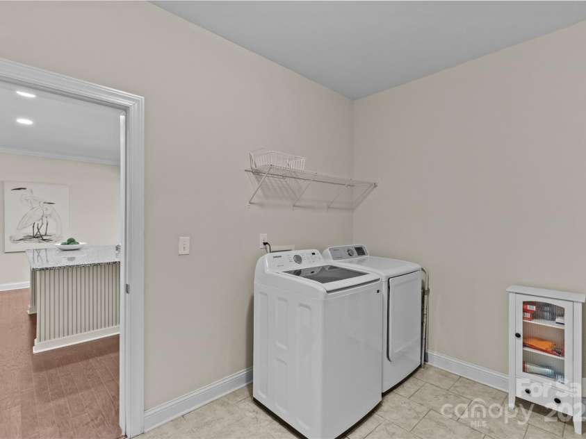 907 Lingfield Lane, Waxhaw, NC 28173.  MLS# CAR4253267, YatesRealty ID 9837. 