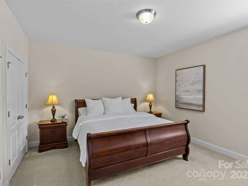 907 Lingfield Lane, Waxhaw, NC 28173.  MLS# CAR4253267, YatesRealty ID 9837. Guest room 3