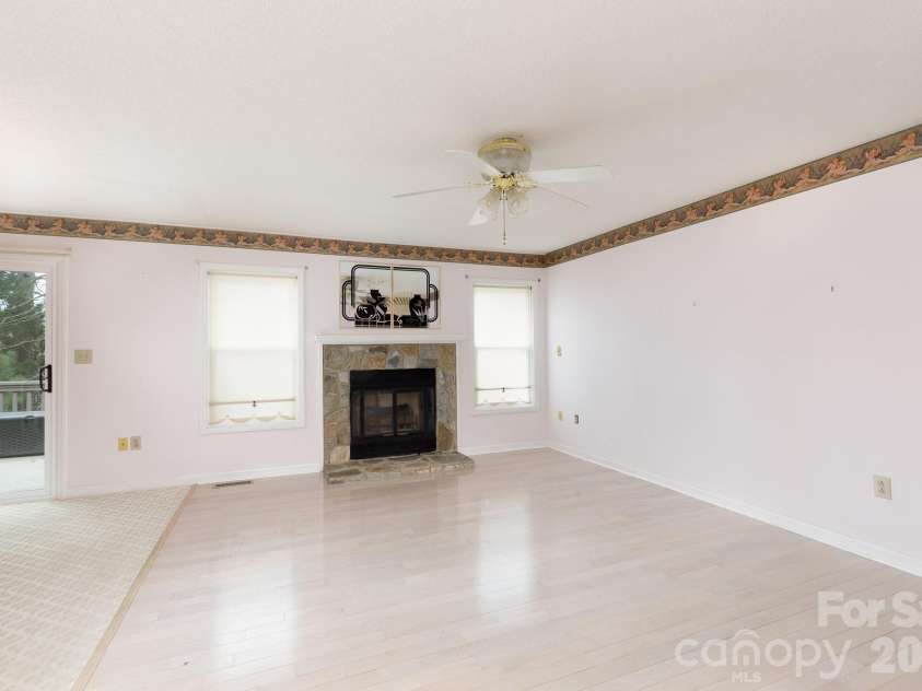 968 Cranberry Circle, Fort Mill, SC 29715.  MLS# CAR4354680, YatesRealty ID 9838. 